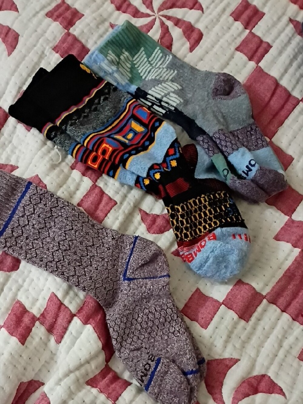 Smartwool + Bombas Mixed Pattern Crew Socks - Lot of 6 - Picture 2 of 2